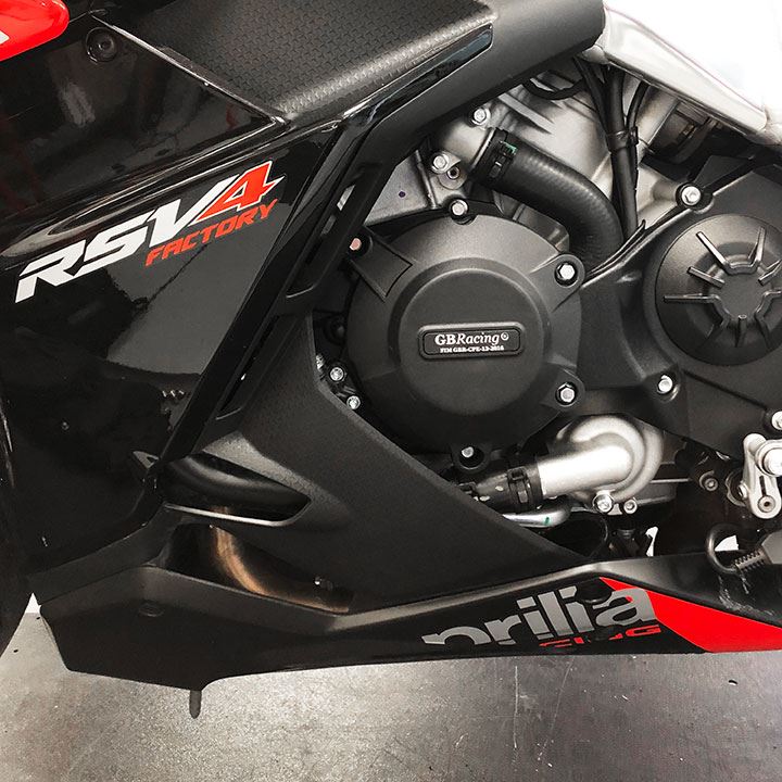 GBRacing FIM��ǧ ���󥸥󥫥С� (�������С� ) APRILIA RSV4/TUONOV4 (21-24) 