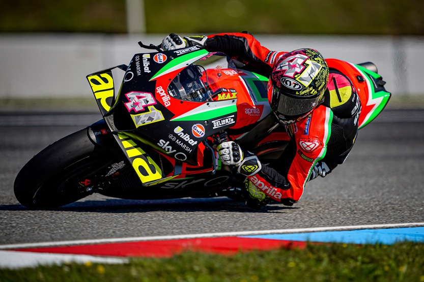 セール30％OFF】 IXON（イクソン）MotoGPグッズ #41 アレイシ