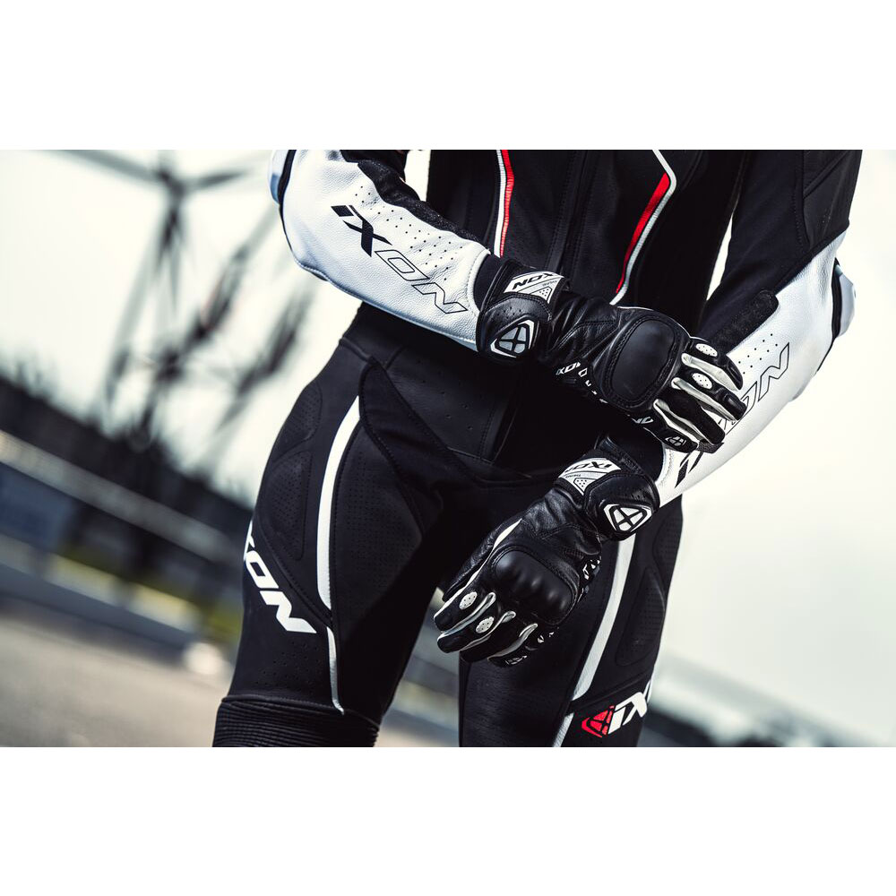 IXON (イクソン) THUND L【レーシンググローブ レディース】BLACK
