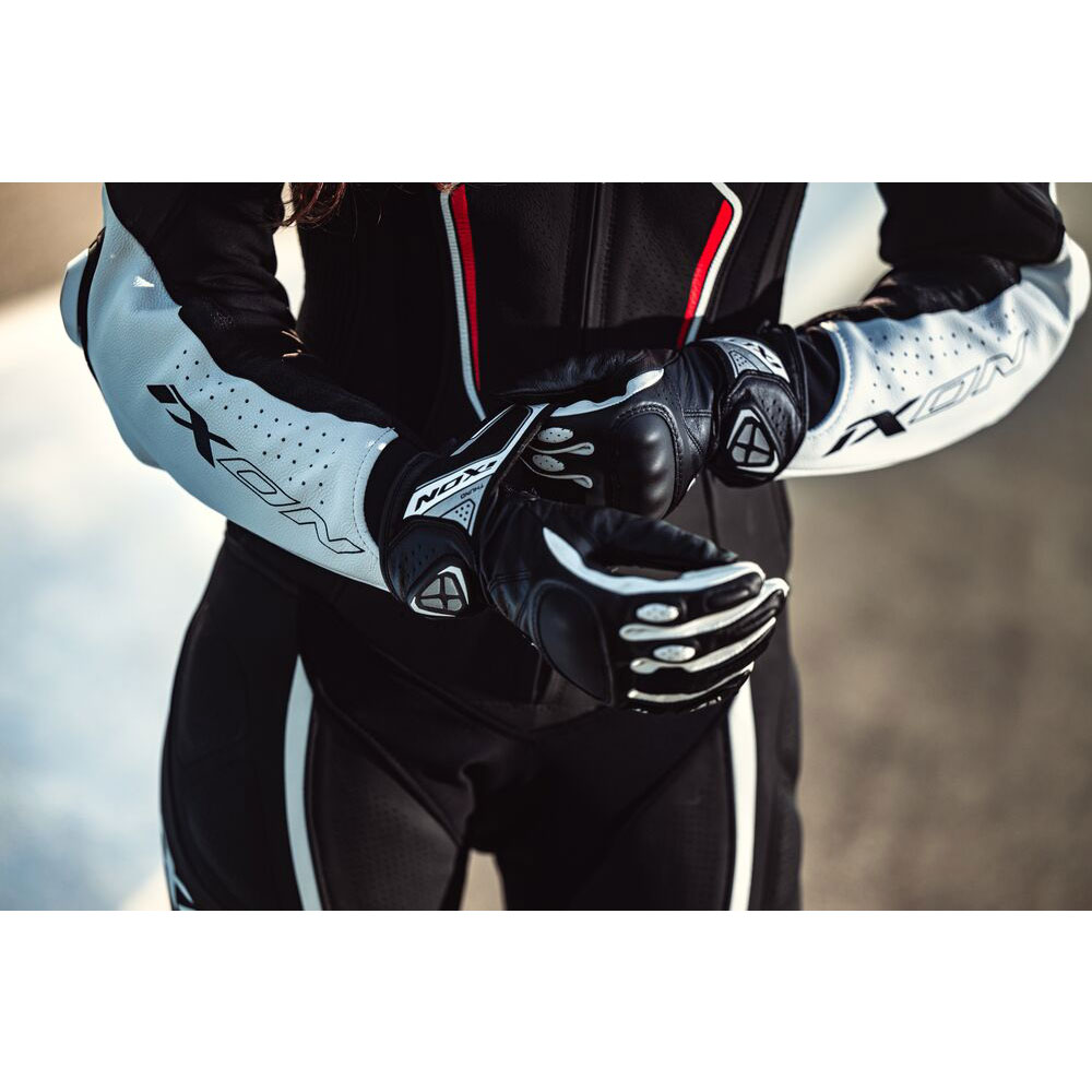 IXON(イクソン) THUND L【レーシンググローブ レディース】BLACK
