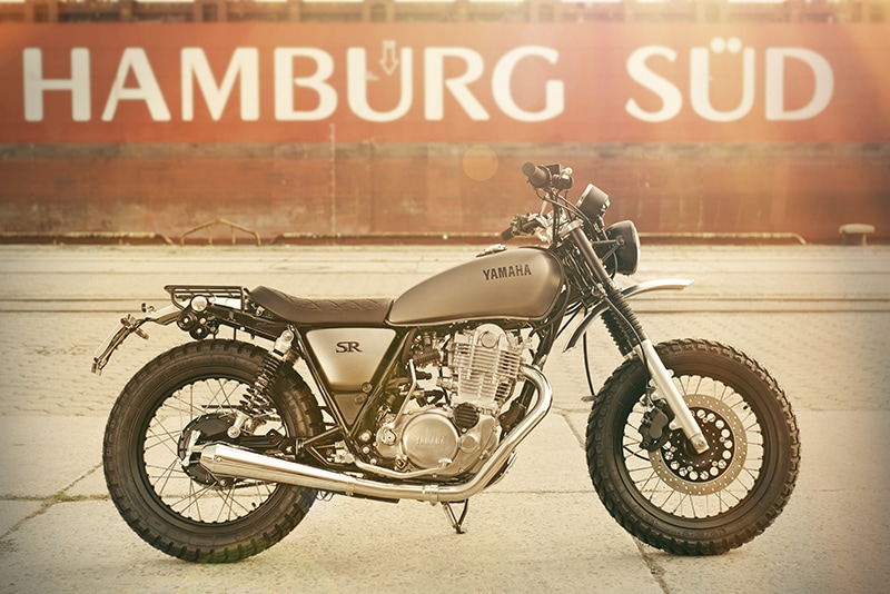 ヤマハSR400シングルシート ヤマハ SR400 シングルシート・フェンダー・リヤキャリア