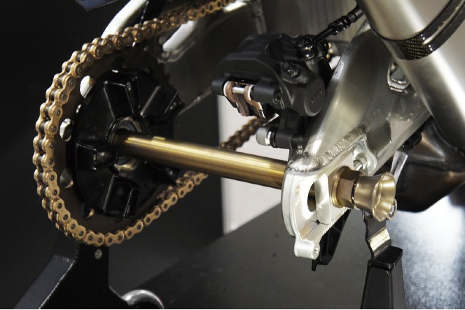 アヤ βTITANIUM (ベータチタニウム) KAWASAKI ZX-14R (06-19) フロント