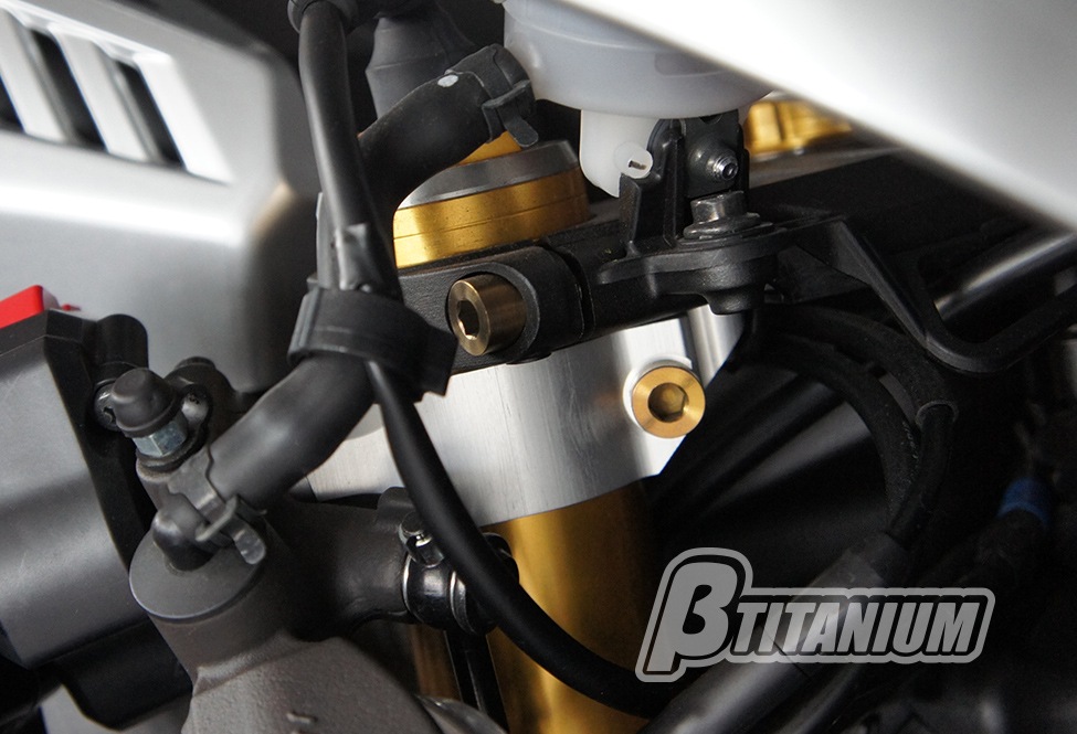 ��TITANIUM (�١��������˥���) BMW S1000R (13-18) �ϥ�ɥ륯���ץܥ�ȥ��å�