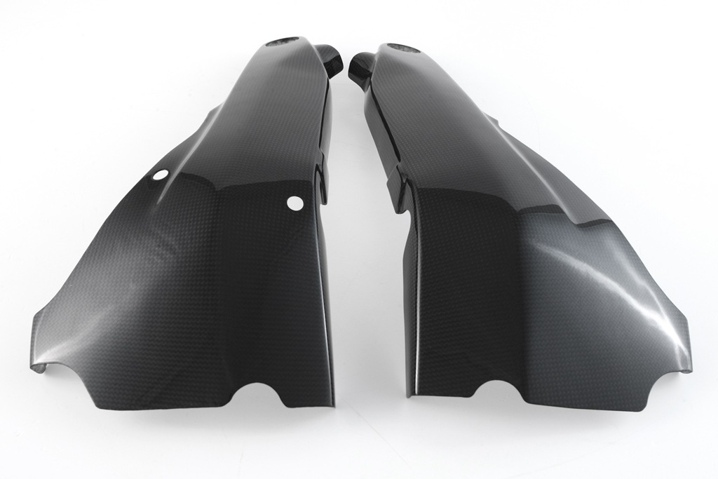 FULLSIX�ʥե륷�å����� �ɥ饤�����ܥ������ե졼�५�С����åȡ�DUCATI STREETFIGHTER V4 (20-)