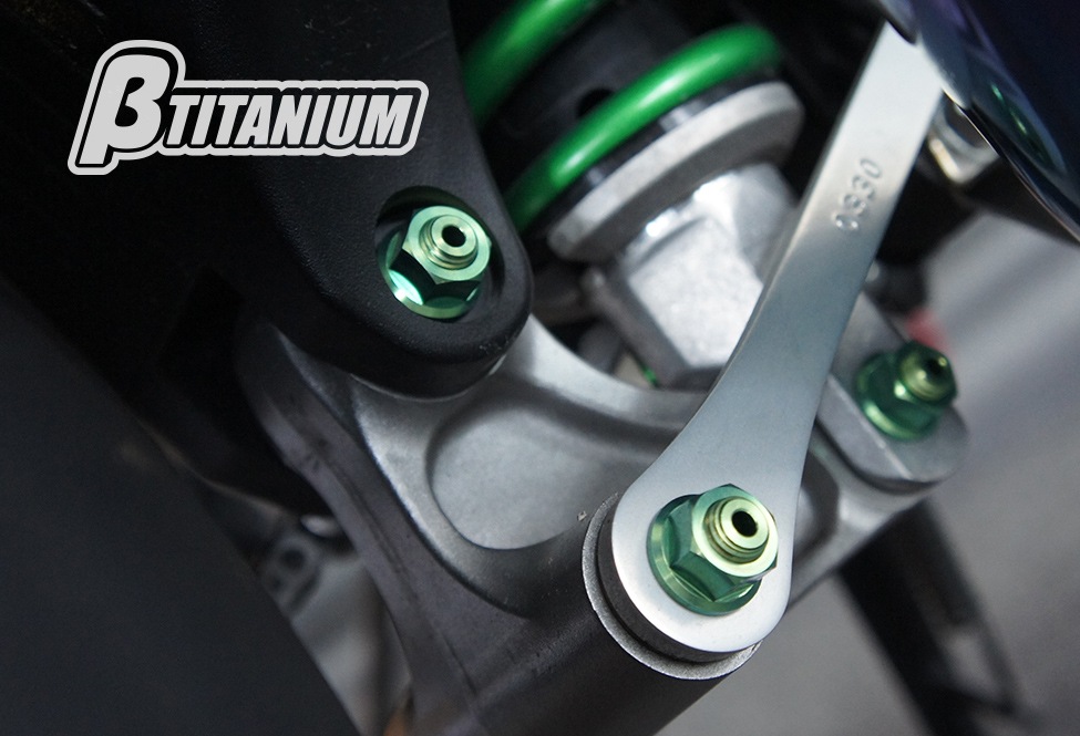 βTITANIUM (ベータチタニウム) MV AGUSTA F4/R/RR (10-) リア