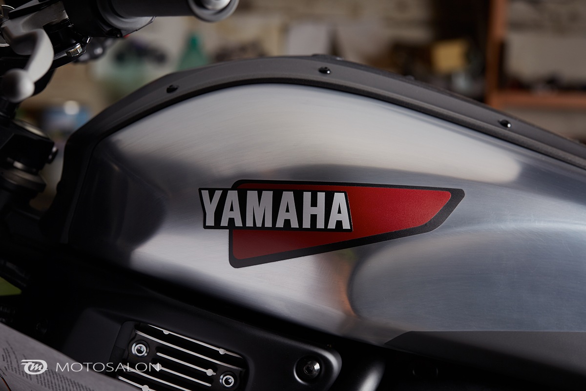 photo XSR700