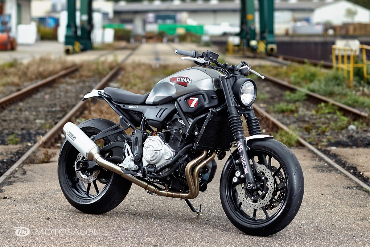 photo XSR700