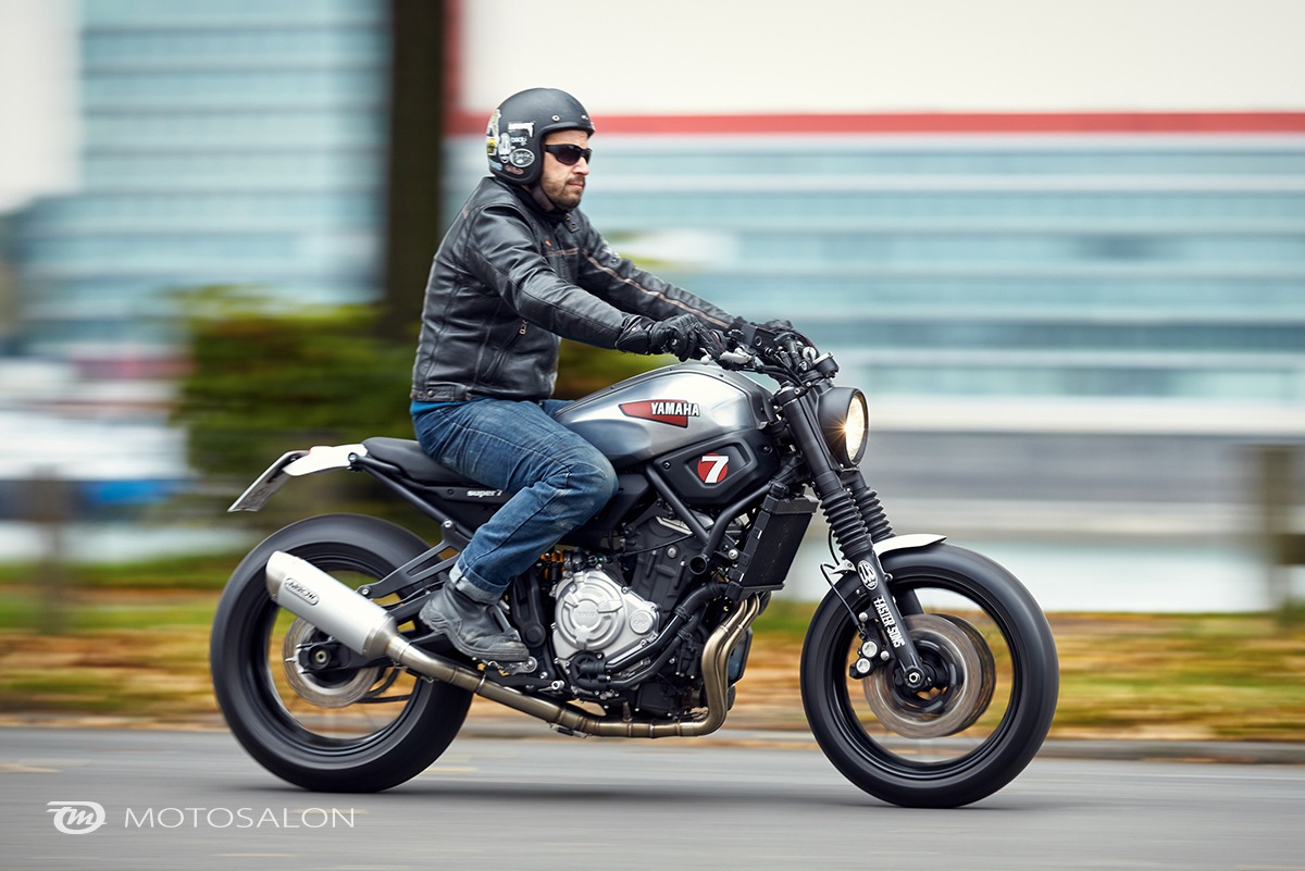 photo XSR700