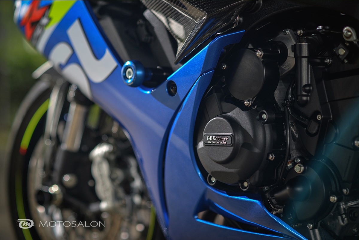 photo-GSX-R600
