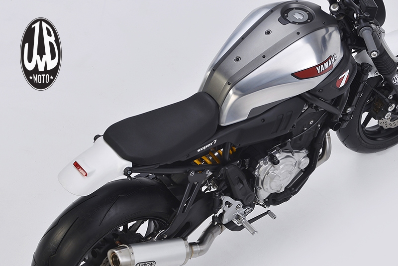 XSR700 シングルシート XSR700シングルシートカバー - FUNNY'S CUSTOM SERVICE