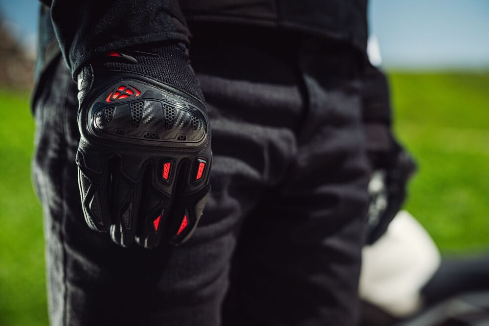 IXON（イクソン）RISE AIR 2 グローブ (BLACK/WHITE) | IXON