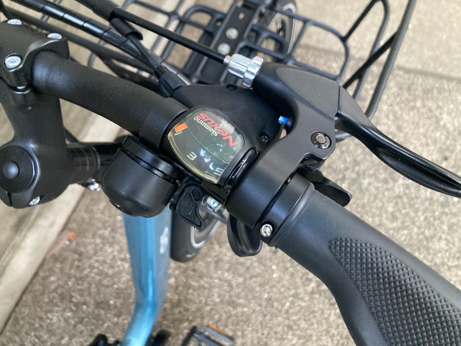 �ڥ����ȥ�åȡ�Q5(�饤�ȥ֥롼�᥿��å�)