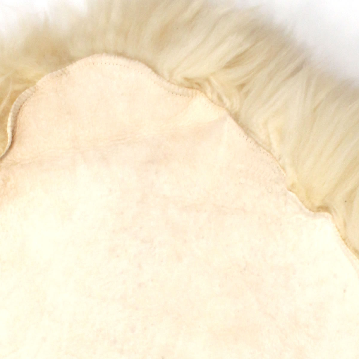 高級ムートンフリースラグ 約1.5匹サイズ（約 70×120 cm程度） 2枚セット