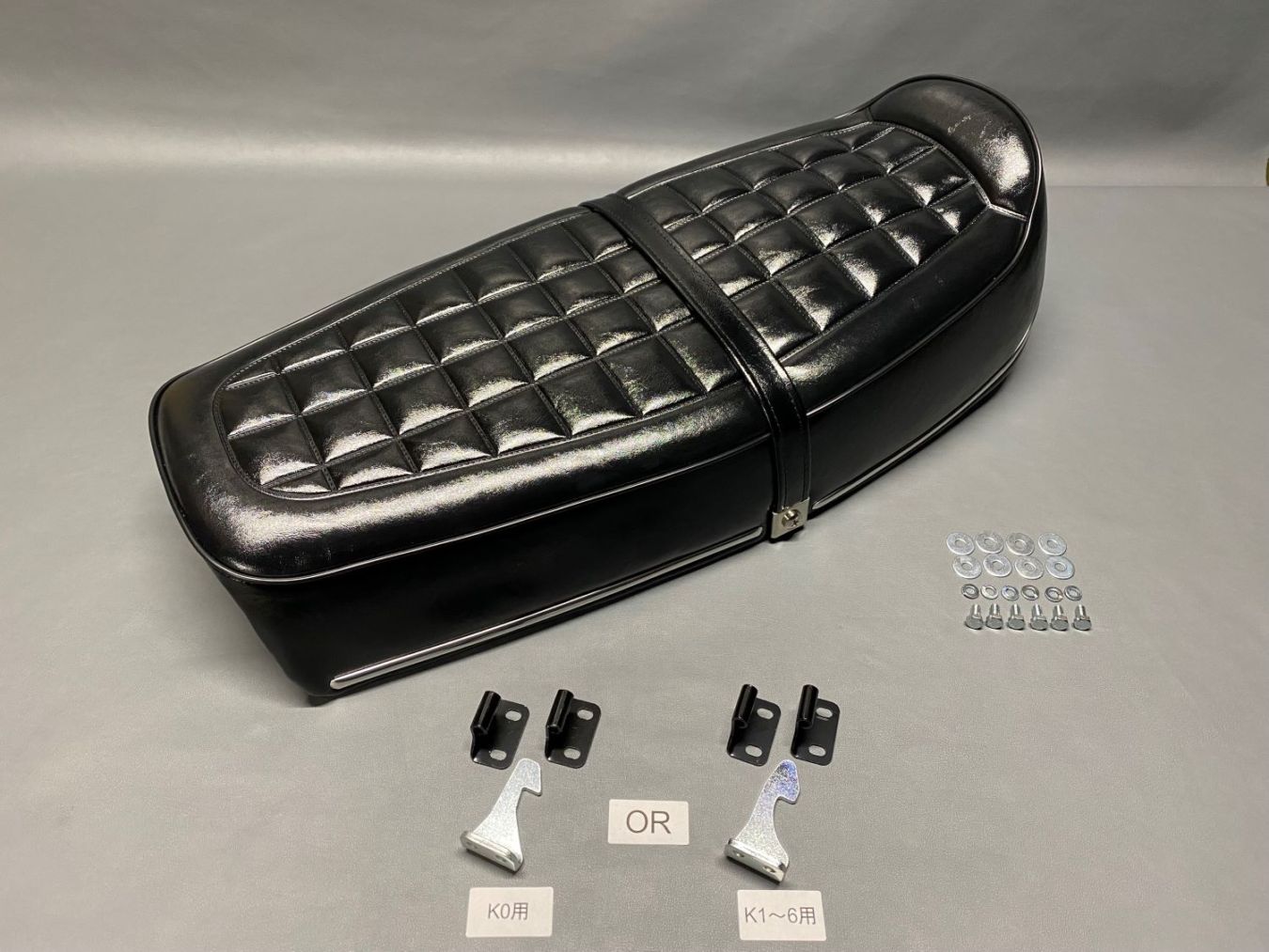 CB750K0　シート ASSY ノーマルタイプ