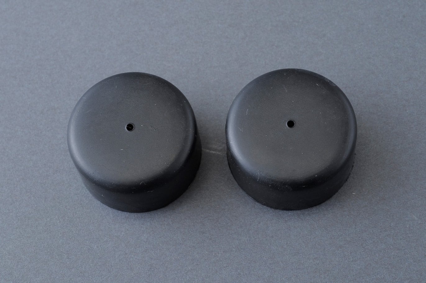 フューエルタンクマウントラバーセット（2個） フロント側タンクラバー