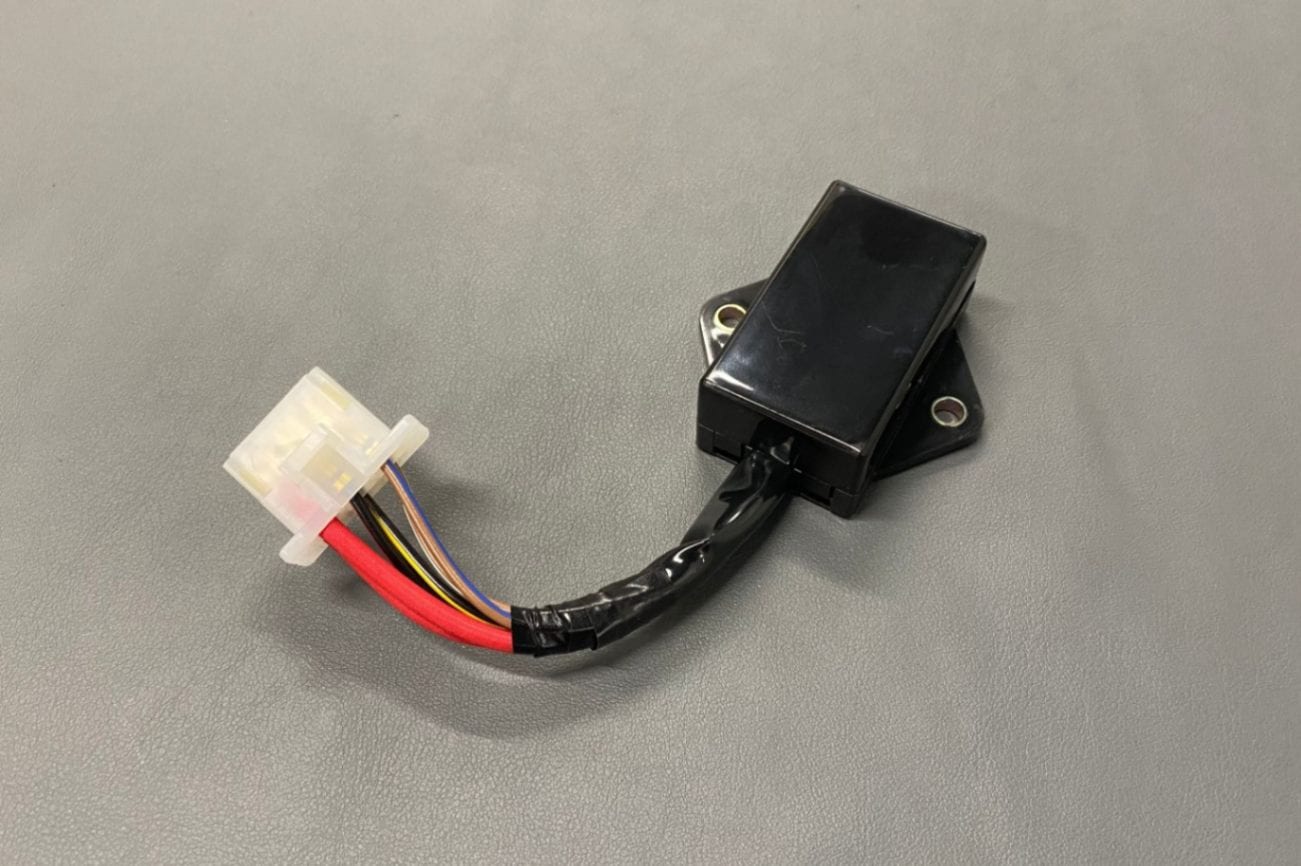 ヒューズボックスASSY CB400F