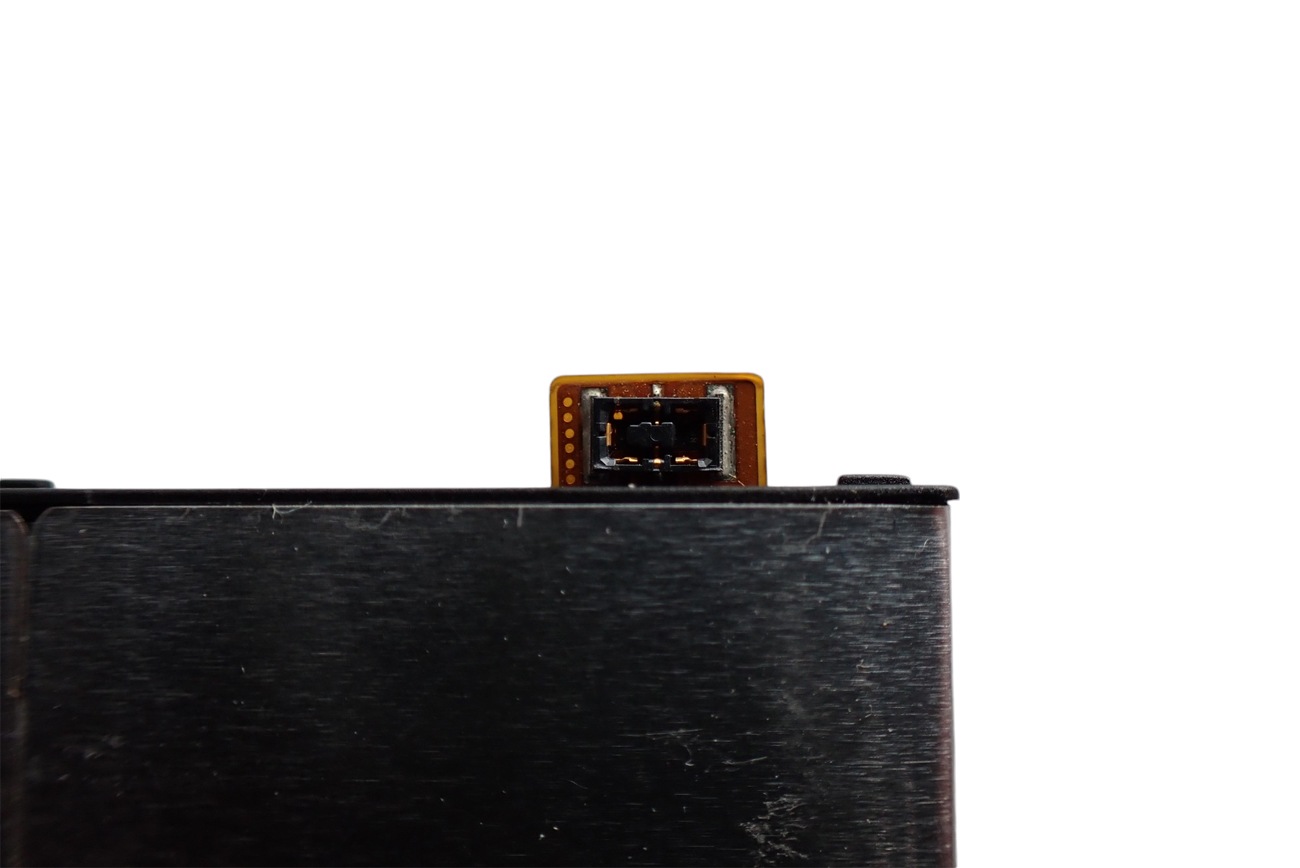 Sony ソニー エクスペリア Xperia X | R1 Plus | L1 純正 交換用内蔵