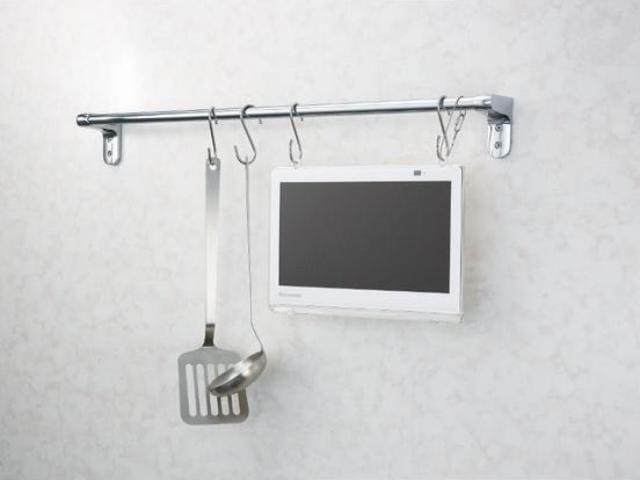 パナソニック Panasonic プライベート・ビエラ ポータブルデジタルテレビ UN-10E11(W)