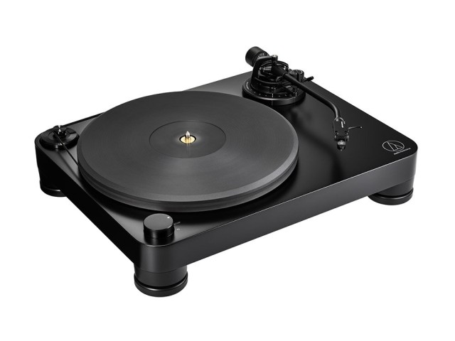 【取りに来ていただける方限定】プリメインアンプ、チューナー、レコードプレーヤー３点まとめて プリメインアンプおすすめ6選を元オーディオメーカーの筆者が解説