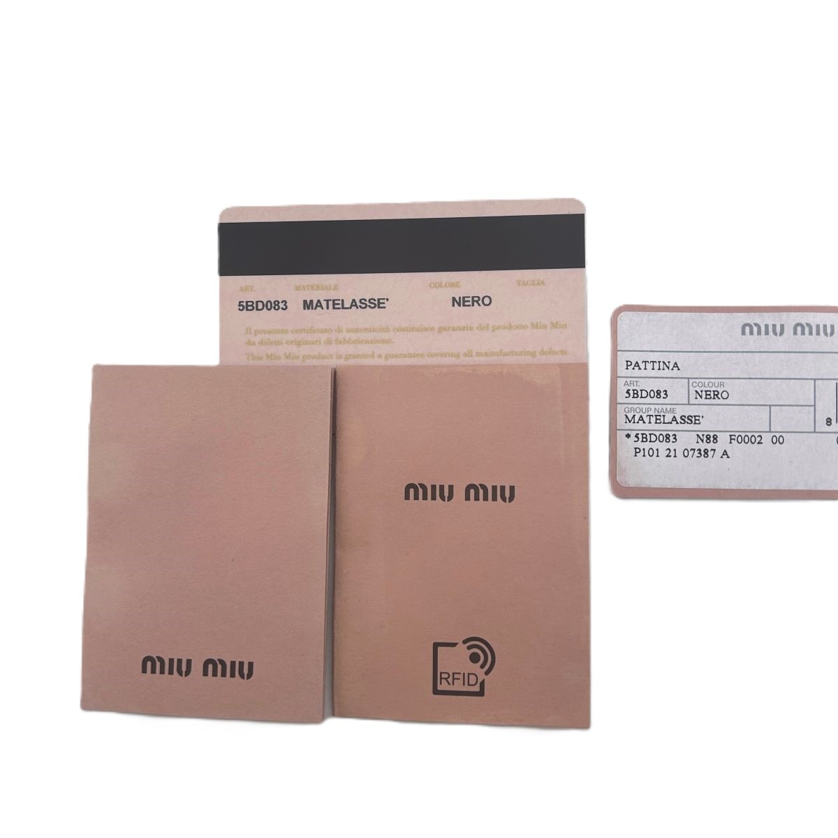 miumiu ミュウミュウ コンフィデンシャルマテラッセ ショルダー