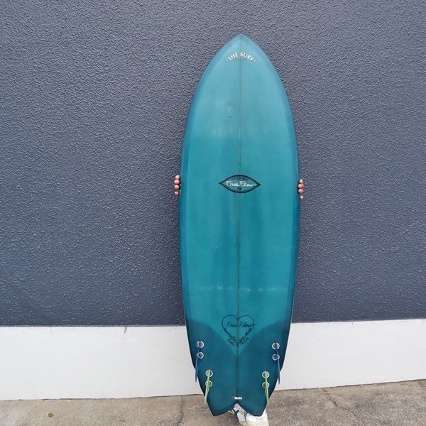 USED, FREE FLOW 5'8" QUAD FISH