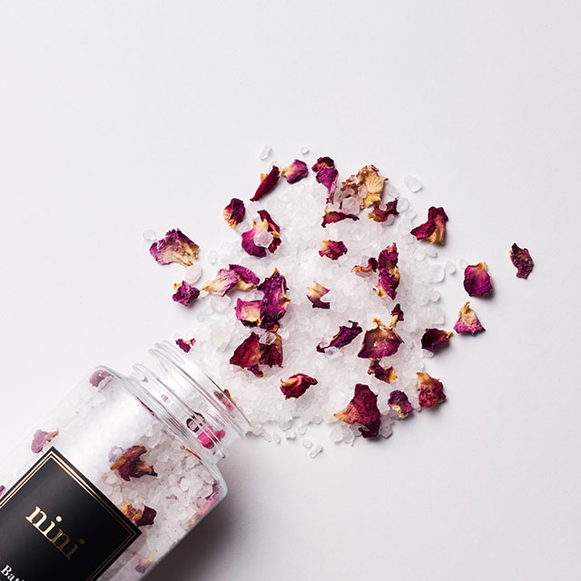 入浴剤 ニニ ハーブバスソルト ローズ 340g 無添加 無農薬 正規品 天然 ナチュラル ノンケミカル 自然 美人肌 Organic nini