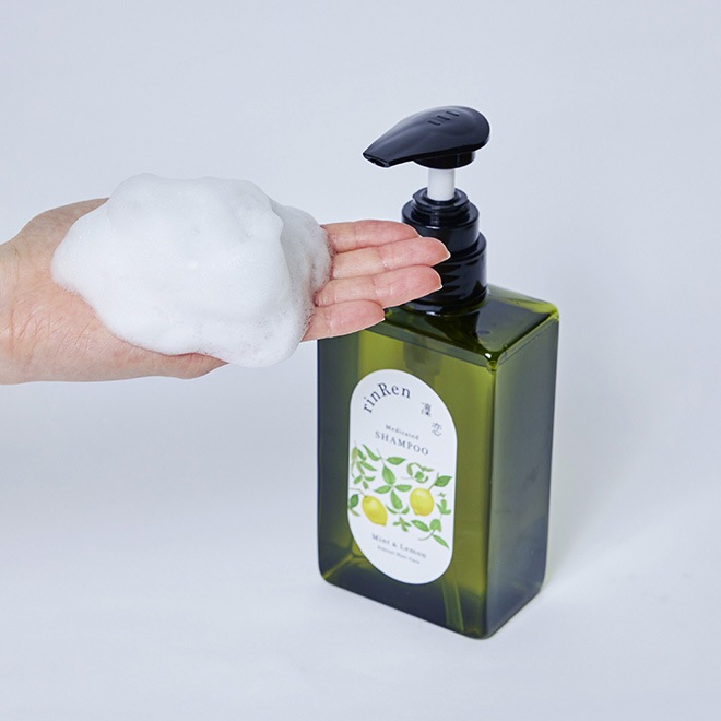 薬用シャンプー 凜恋（リンレン）薬用スカルプケア シャンプー ミント＆レモン（詰め替え） 300mL 正規品 ヘアケア 天然 自然 ナチュラル 植物由来成分 ノンシリコン ハリ コシ 頭皮ケア フケ 痒み 血行促進 育毛 rinRen