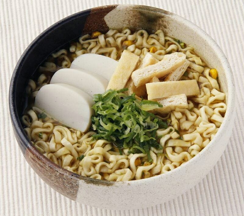 即席うどん 創健社 お湯かけ麺 カレーうどん 正規品 国内産 オーガニック 無農薬 有機  植物素材 動物性原料不使用 インスタントうどん 中太麺