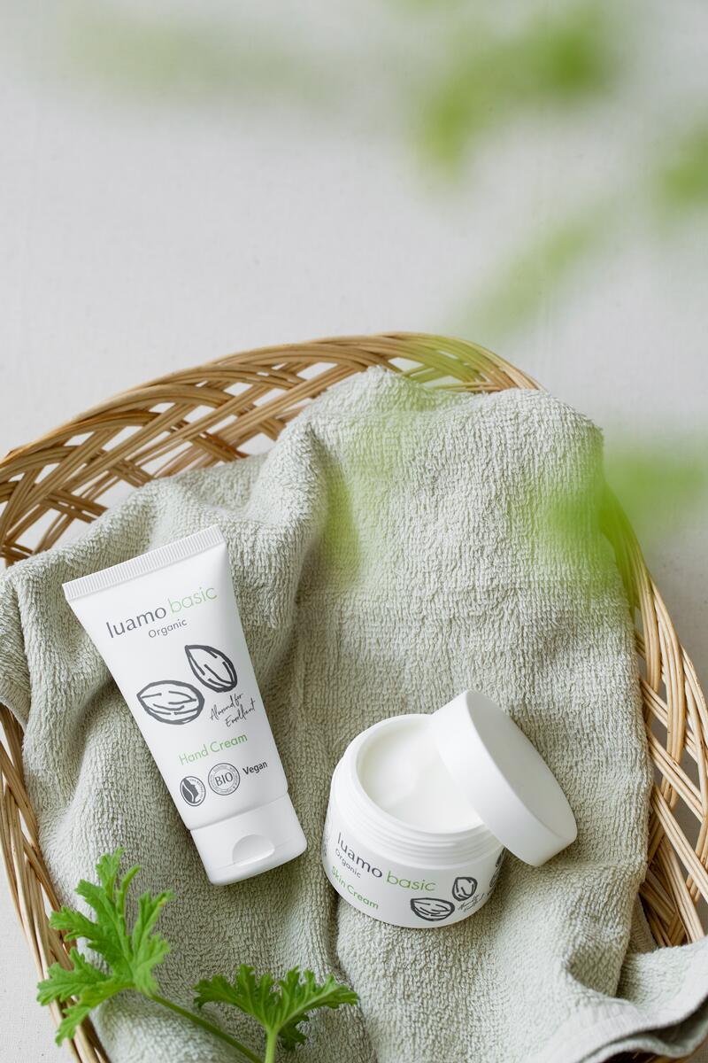 スキンクリーム 無添加 ルアモ ルアモ ベーシック スキンクリーム 50ml ひざ かかと 全身 オーガニック ナチュラル ノンケミカル 自然 スキンケア 天然 爽やかな ヴァーベナの香り 家族で使える 男女兼用