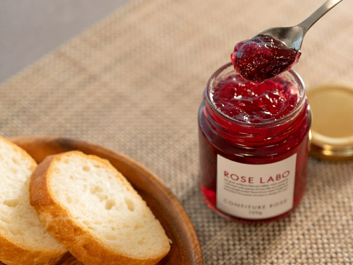 薔薇ジャム ROSE LABO 24ROSE&reg コンフィチュール ローズ 120g 正規品 ローズジャム ジャム 食用バラ バラジャム スプレッド パン ヨーグルト 紅茶 ギフト ローズラボ 贈り物 ギフト