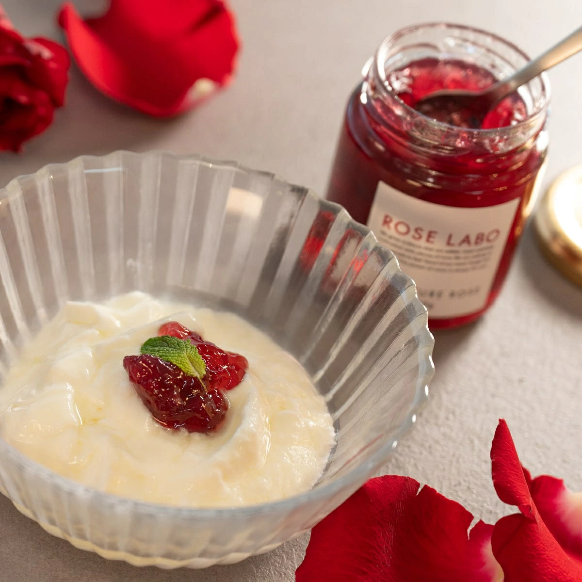 薔薇ジャム ROSE LABO 24ROSE&reg コンフィチュール ローズ 120g 正規品 ローズジャム ジャム 食用バラ バラジャム スプレッド パン ヨーグルト 紅茶 ギフト ローズラボ 贈り物 ギフト