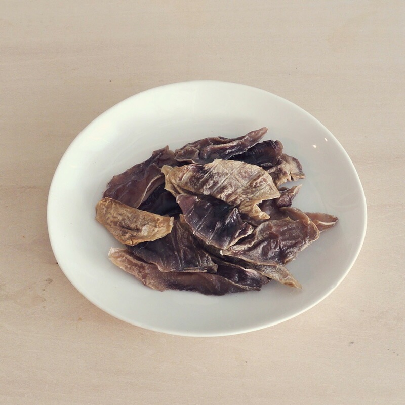 ペットフード 無添加 ヘルシーアニマルズ 北海道産 鮭の白子チップス【犬・猫用】 28g 無添加 無着色 植物発酵酵素 たもぎ茸配合 犬用おやつ 猫用おやつ オーガニック 無添加 正規品 天然 ナチュラル 自然 北海道 ドックフード キャットフード