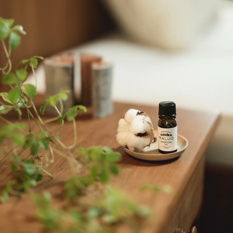 精油 NALUQ エッセンシャルオイル 北海道モミ 5ml 無添加 正規品 国内産 ナチュラル 天然 北海道産原料 モミの木 トドマツ アロマオイル ナルーク フプの森