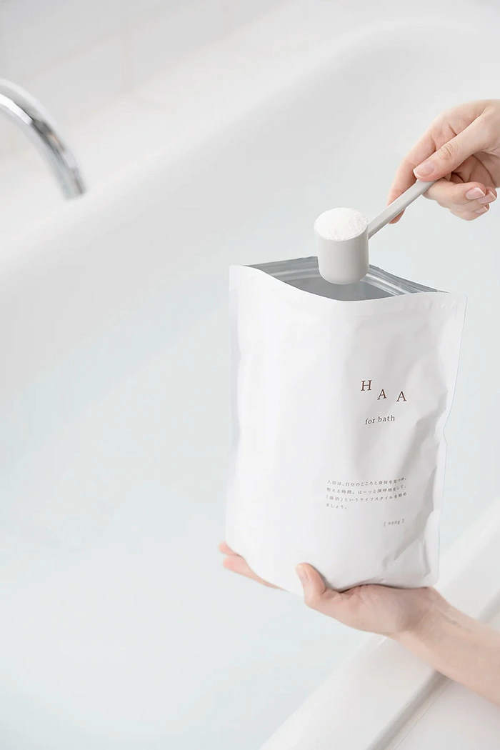 入浴剤 HAA 薬用入浴剤 HAA for bath 大容量 900g 正規品 医薬部外品 無香料 湯の花 別府温泉 湯の花エキス 温泉の素 白濁湯 にごり湯 温浴 バスタイム お風呂 バスグッズ リラックスタイム 自宅用 日常使い 日本製 ハー