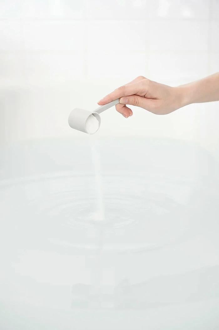 入浴剤 HAA 薬用入浴剤 HAA for bath 大容量 900g 正規品 医薬部外品 無香料 湯の花 別府温泉 湯の花エキス 温泉の素 白濁湯 にごり湯 温浴 バスタイム お風呂 バスグッズ リラックスタイム 自宅用 日常使い 日本製 ハー