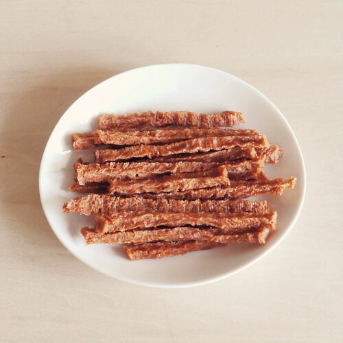 犬用 おやつ 無添加 ヘルシーアニマルズ　北海道鮭なかおち 24g 無添加・無着色「酵素、たもぎ茸配合」 犬用 犬用おやつ オーガニック 無添加 正規品 天然 ナチュラル 自然