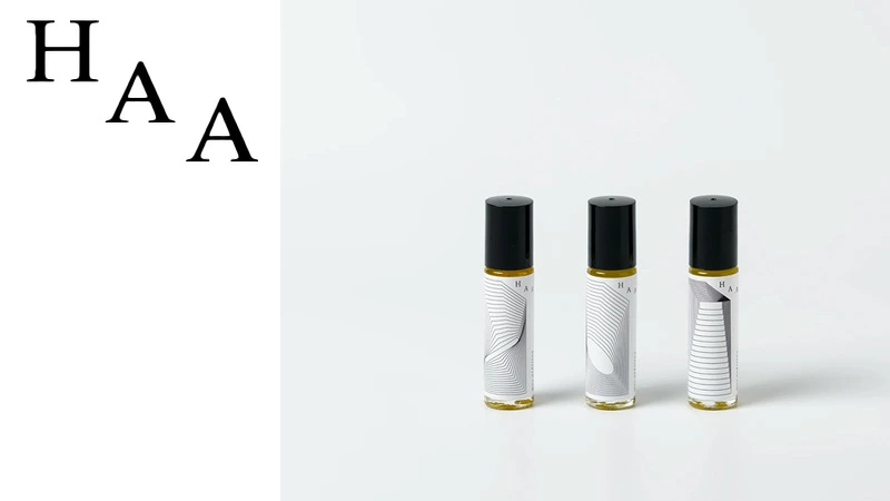 フレグランス HAA ロールオンアロマ 間の香 8ml 正規品 01 02 03 人工香料不使用 天然精油 天然香料 アロマオイル ボディオイル オイル香水 ホホバオイル 米ぬかオイル 持ち運び リラックス リフレッシュ 気分転換 ギフト プレゼント 日本製 ハー