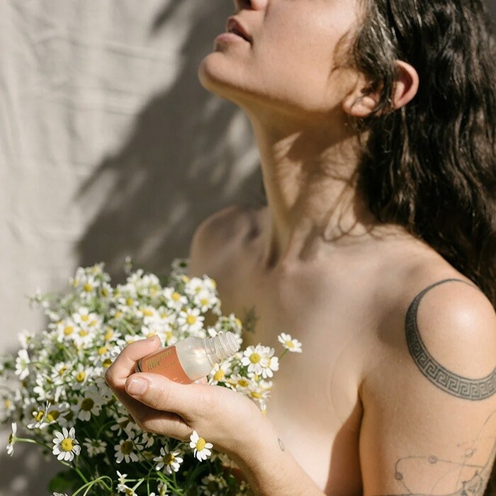 ハイライト アーブアポセカリー イルミネイティングセラム（ハイライト） 10mL オーガニック 無添加 正規品 天然 ナチュラル ノンケミカル 自然 URB APOTHECARY メイク