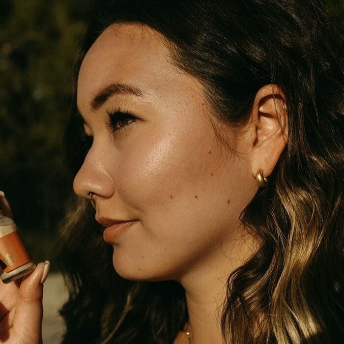 ハイライト アーブアポセカリー イルミネイティングセラム（ハイライト） 10mL オーガニック 無添加 正規品 天然 ナチュラル ノンケミカル 自然 URB APOTHECARY メイク