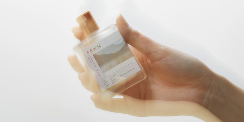 ヘアオイル SENN セン アロマリトリート  二層式ヘアオイル 45mL 実 畔 正規品 天然 ナチュラル ノンシリコン ヘアケア アロマ香る リラックス べたつかない うるおい補給 ダメージ補修 γ-ドコサラクトン 人工香料不使用 天然精油