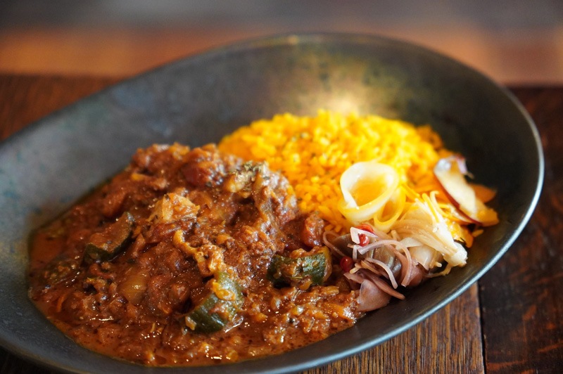 カレーの素 山猫瓶詰研究所 鰹のスパイスカレー：浮き立つ香り 70g 3～4人分 正規品 国内産 保存料 無添加 枕崎産鰹フレーク カレースパイス ミックススパイス カツオ 旨み