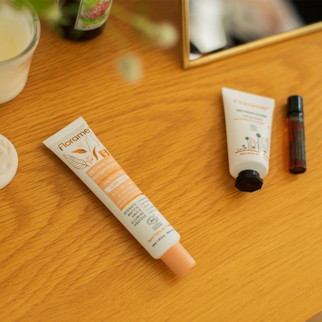 BBクリーム フローラム 5in1 スキンケアBBクリーム 40ml Florame オーガニック COSMOS ORGANIC 正規品 Meilleur Produit Bio ノンケミカル  天然成分 エッセンシャルオイル オールインワンファンデーション 時短コスメ SDGS ナチュラル
