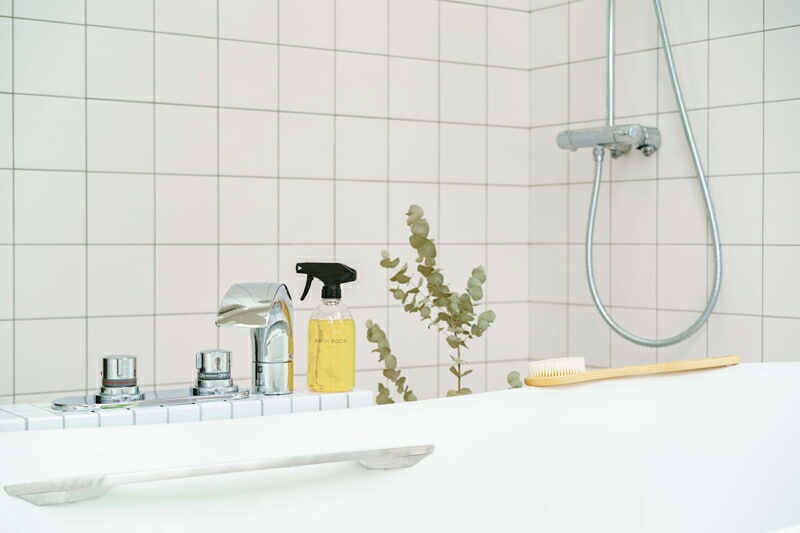 お風呂 洗剤 オーガニック モノト MONOTO バスクリーナー詰め替え用 430ml 無添加 正規品 バス お風呂用 洗剤 液体 天然 ナチュラル ノンケミカル 天然植物由来成分