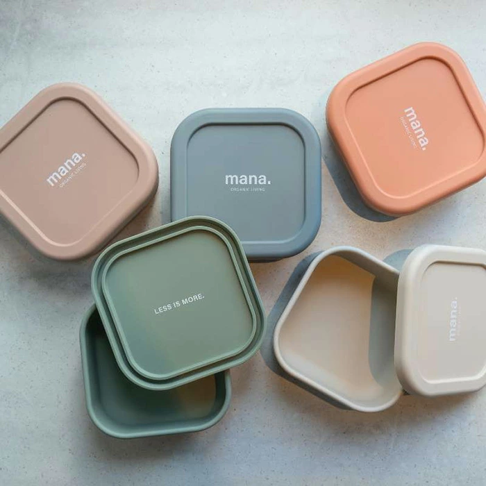 ランチボックス マナ オーガニックリビング シリコンランチボックス 700ml 正規品 弁当箱 シリコン容器 保存容器 電子レンジ対応 オーブン対応 冷凍保存 食洗機対応 BPAフリー プラスチックフリー mana. ORGANIC LIVING