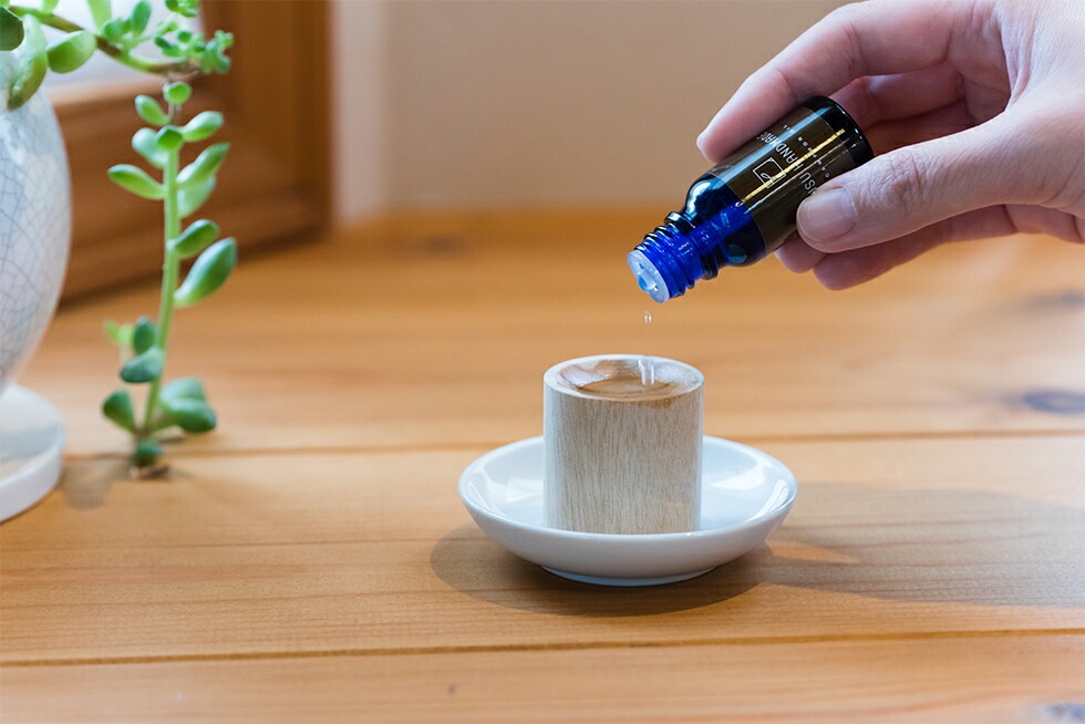 ルームアロマ 無添加 KUSU HANDMADE クスハンドメイド くすのきアロマディッシュ アロマプレート ルームフレグランス 正規品 オーガニック アロマオイル エッセンシャルオイル