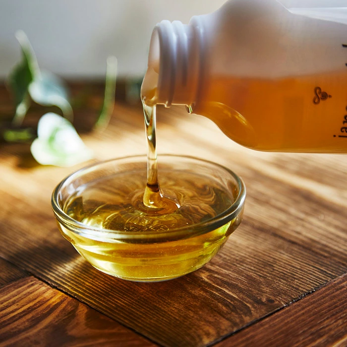 シャンプー ジャポンミエル オーガニックはちみつシャンプー 300mL 購入金額別特典あり アミノ酸系 ヘアケア ナチュラル ノンケミカル シリコン 合成香料 合成着色料 パラベン 硫酸系原料 石油系界面活性剤不使用 天然 自然 japonmiel しっとり さらさら ツヤ まとまり