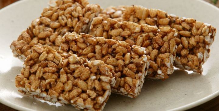 おこし 健康志向菓子のサンコー 玄米おこし 10枚(1枚×10袋) 正規品   保存料 無添加 国産うるち玄米 黒糖 落花生 米菓
