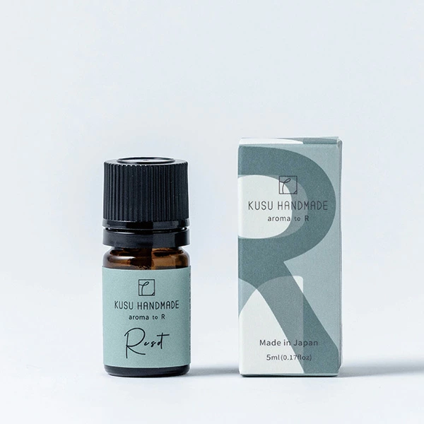 アロマオイル クスハンドメイド aroma to R ブレンドオイル 正規品 天然 フレグランス ブレンドアロマ ヒーリングアロマ マインドフルネス 森の香り 心を整える KUSU HANDMADE