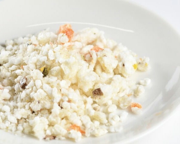 ペットフード 無添加 ヘルシーアニマルズ 北海道産鹿肉リゾット フリーズドライ【犬・猫用】 20g 無添加 無着色 植物発酵酵素 たもぎ茸配合 犬用おやつ 猫用おやつ オーガニック 無添加 正規品 天然 ナチュラル 自然 北海道 ペット用ごはん エゾ鹿肉