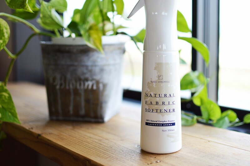 柔軟剤 KUSU HANDMADE クスハンドメイド カンフル＆ラベンダー アロマ柔軟仕上げ剤ミスト 350ml 正規品 オーガニック 無添加 ノンケミカル 防虫剤 ナチュラル スプレー